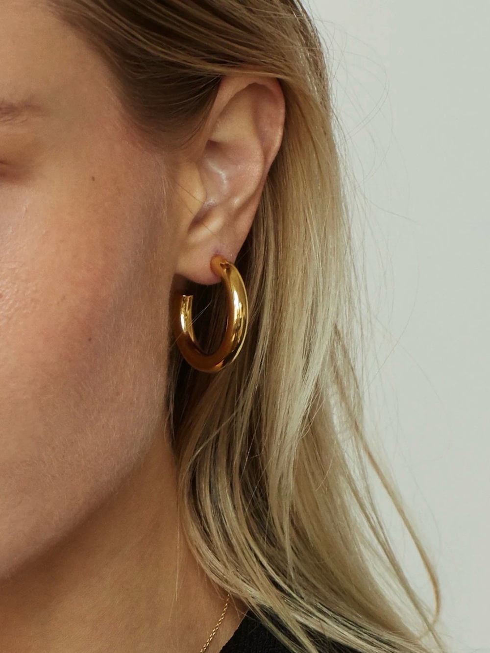 Bagatiba Gold Hoop Earring